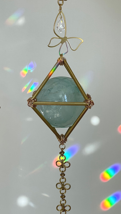 GREEN FLUORITE SPHERE SUN CATCHER