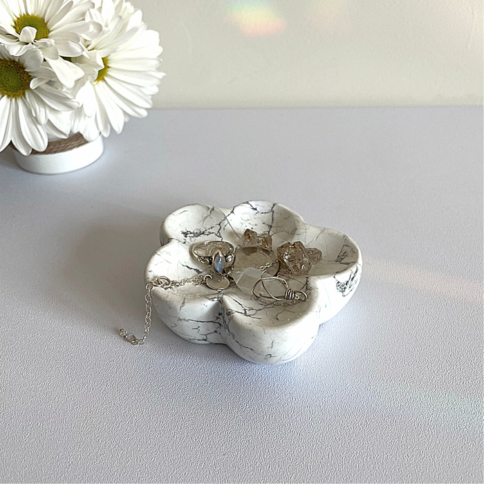 HOWLITE BOWL + FLOWER