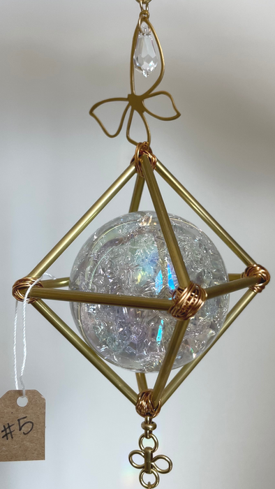 AURA CRACKLE SPHERE SUN CATCHER #5