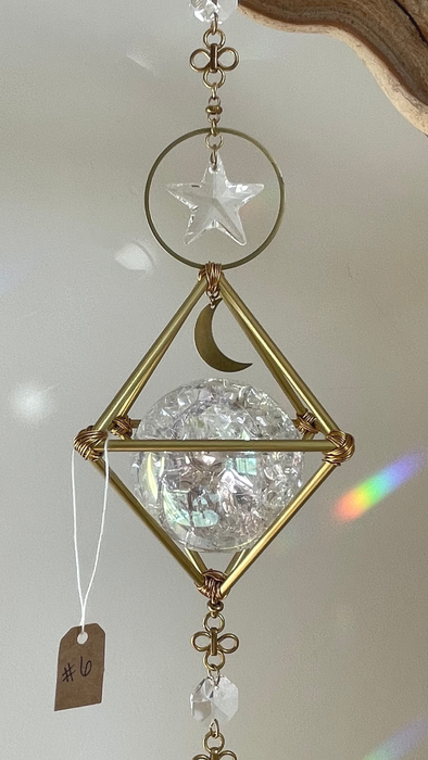 AURA CRACKLE SPHERE SUN CATCHER #6