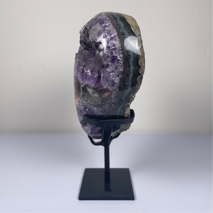 AMETHYST + HEART ON METAL STAND